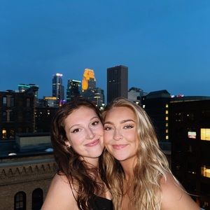 Meet your Posher, Anne marie